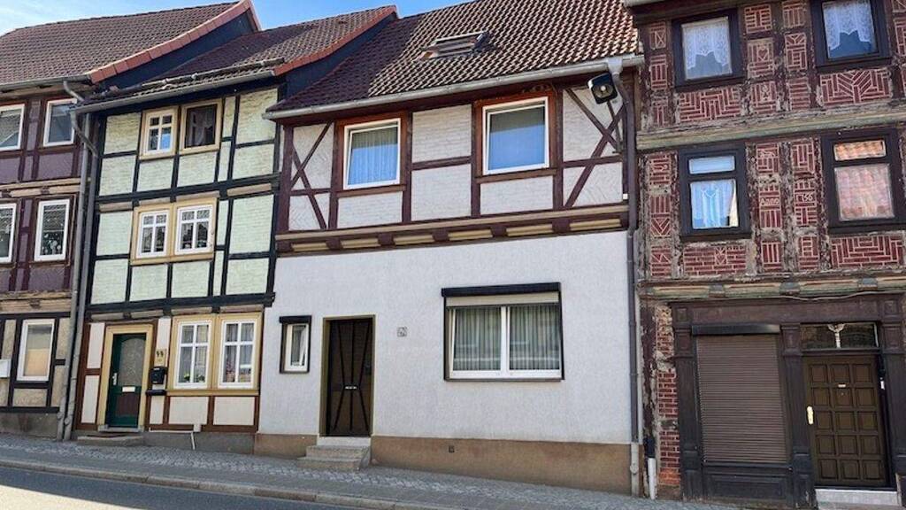 Einfamilienhaus zum Kauf 129.000 € 4 Zimmer 140 m² 656 m² Grundstück Derenburg 38895