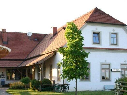 Restaurant zum Kauf 1.480.000 € 4.825 m² Grundstück Bad Waltersdorf 8271