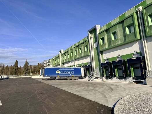 Logistikzentrum zur Miete 27.000 m² Lagerfläche via dell'Industria 13A San Pietro In Cariano 37029