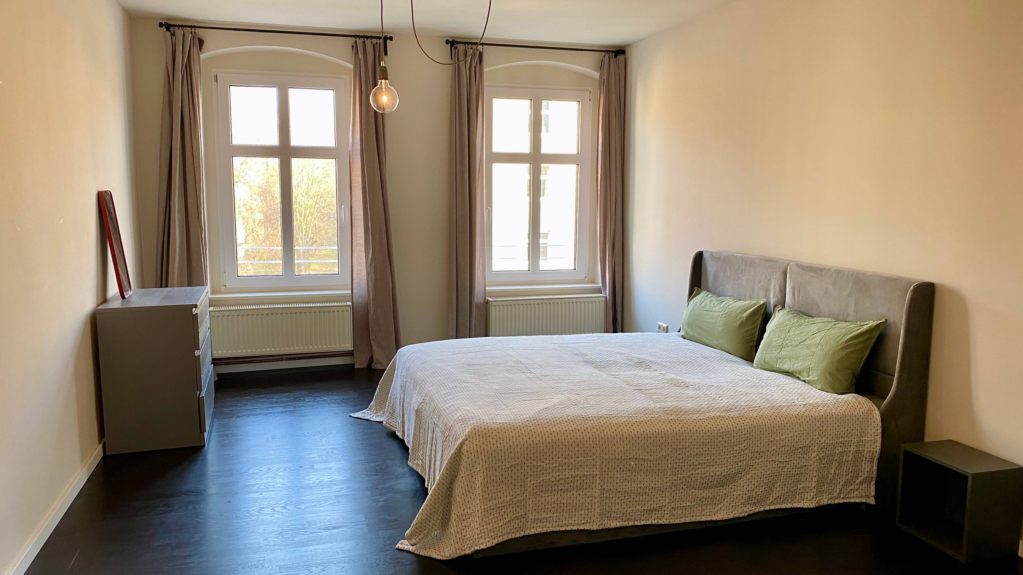 Property thumbnail 6