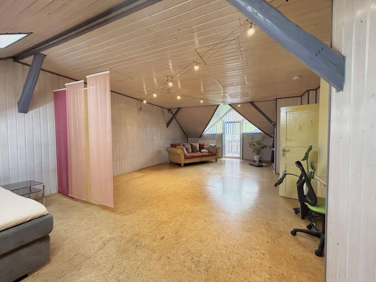 Immobilie in Furth im Wald - Mehrfamilienhaus mit Gewerbe zu verkaufen! - Bild 2