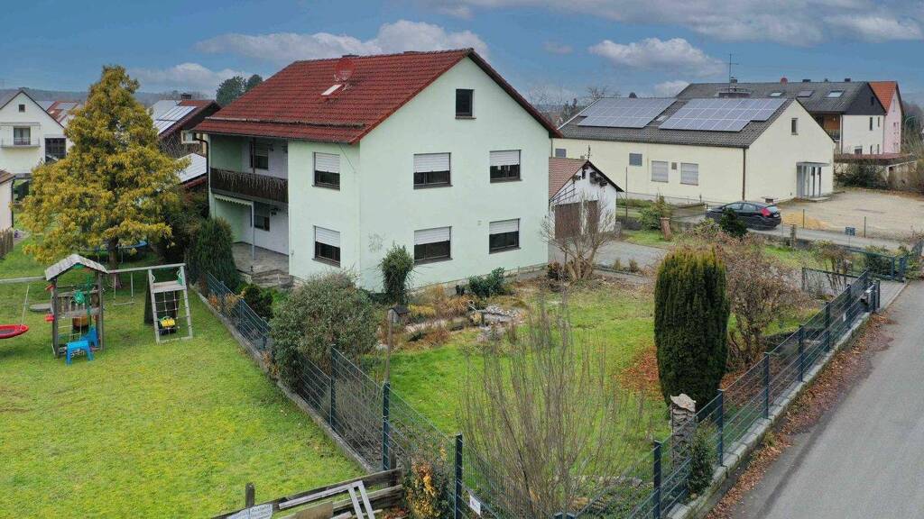 Mehrfamilienhaus zum Kauf 339.000 € 6 Zimmer 175 m² 990 m² Grundstück Postbauer-Heng 92353