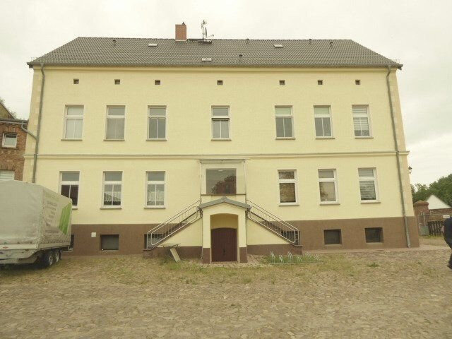 Herrenhaus zum Kauf 250.000 € 320 m²<br/>Wohnfläche 2.044 m²<br/>Grundstück Dölsdorfer Str. 19 Quetzdölsdorf Zörbig 06780