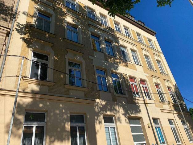 WG-Zimmer zur Miete 685 € 3 Zimmer 94 m² 4. Geschoss frei ab 01.06.2026 Merseburger Straße 146 Damaschkestraße Halle (Saale) 06110
