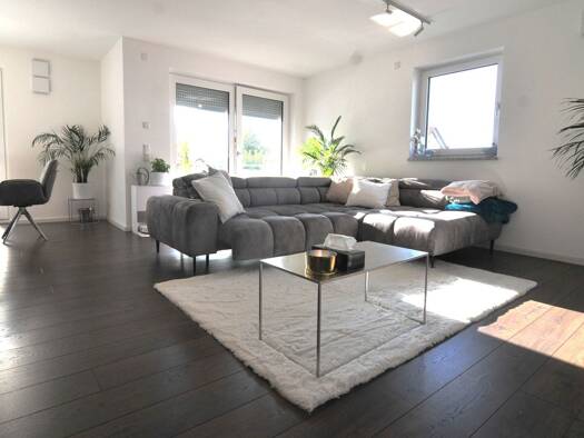 Wohnung zum Kauf 390.000 € 3 Zimmer 95 m² Geschoss 1/3 frei ab 01.05.2026 Pförring 85104