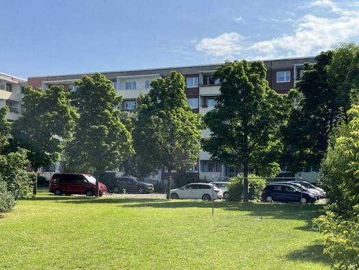 Wohnung zur Miete 370 € 4 Zimmer 66 m² 1. Geschoss frei ab 01.02.2026 Daniel-Defoe-Straße 7 Westliche Neustadt Halle (Saale) 06126