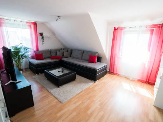 Maisonette zur Miete 1.200 € 3,5 Zimmer 81 m² Geschoss 2/3 frei ab sofort Leinfelden Leinfelden-Echterdingen 70771
