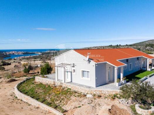 Einfamilienhaus zum Kauf 1.780.000 € 7 Zimmer 338 m² Rogoznica Rogoznica 22203