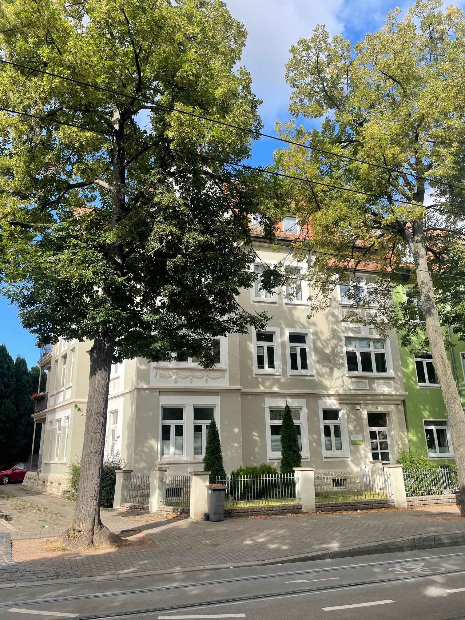 Wohnung zur Miete 675 € 2 Zimmer 70 m²<br/>Wohnfläche 3.<br/>Geschoss ab sofort<br/>Verfügbarkeit Windthorststraße 38 Erfurt 99094