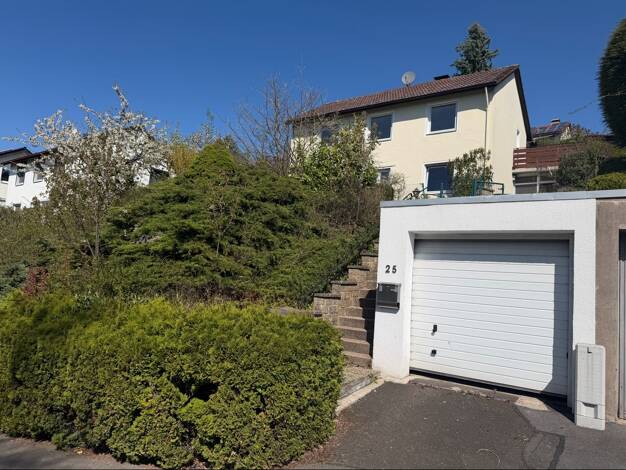 Einfamilienhaus zum Kauf 210.000 € 4 Zimmer 100 m² 632 m² Grundstück Bad Hersfeld Bad Hersfeld 36251