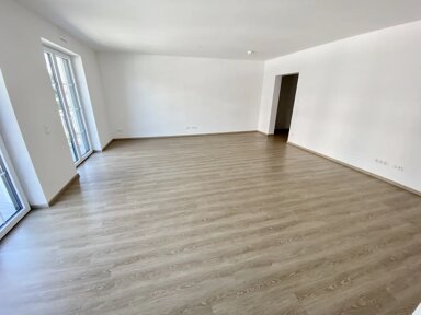 Wohnung zur Miete 700 € 2 Zimmer 91 m² frei ab sofort Kaufbeurer Straße Bad Wörishofen Bad Wörishofen 86825