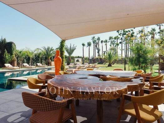 Mehrfamilienhaus zum Kauf provisionsfrei als Kapitalanlage geeignet 2.570.000 € 8 Zimmer 650 m² 3.800 m² Grundstück Marrakech 40000