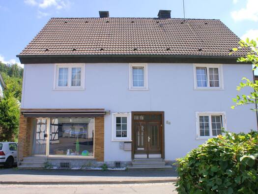 Mehrfamilienhaus zum Kauf 180.000 € 9 Zimmer 178 m² 688 m² Grundstück Holpe Morsbach 51597