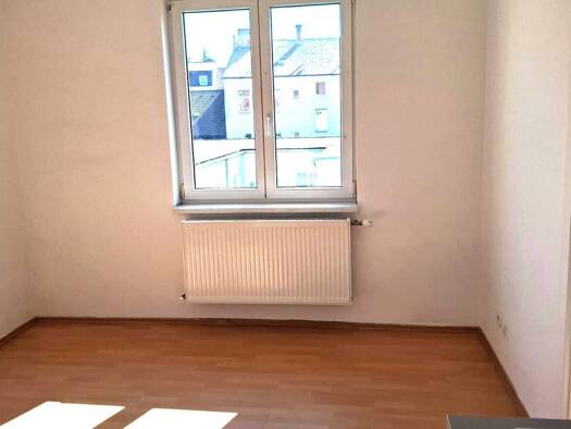 Wohnung zum Kauf 90.000 € 1,5 Zimmer 2. Geschoss Hollabrunn 2020