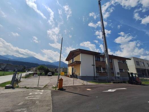 Produktionshalle zum Kauf 790.000 € 831,5 m² Lagerfläche Kematen in Tirol 6175