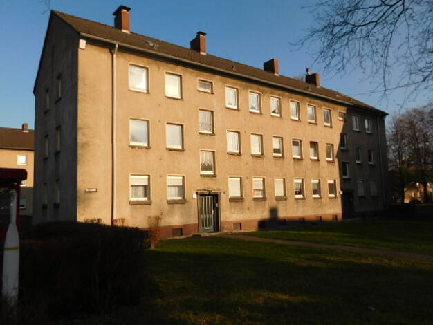 Wohnung zur Miete 372 € 2 Zimmer 46,5 m² 1. Geschoss frei ab 31.10.2026 Heynenstr. 1 Friemersheim Rheinhausen 47229