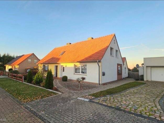 Doppelhaushälfte zum Kauf 119.000 € 5 Zimmer 120 m² 1.125 m² Grundstück Richtenberg 18461