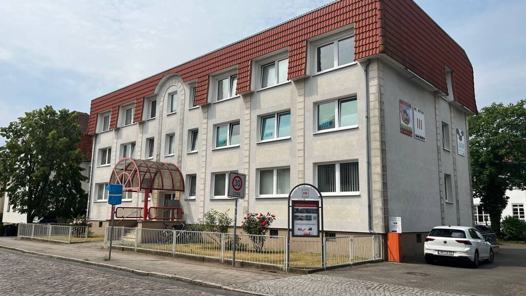 Bürofläche zur Miete 6,50 € 2 Zimmer 32 m² Bürofläche Katharinenviertel Neubrandenburg 17033