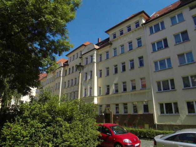 Wohnung zur Miete 600 € 3 Zimmer 73,7 m² 3. Geschoss frei ab 01.09.2026 Posadowskyanlagen 12 Reudnitz-Thonberg Südost 04317