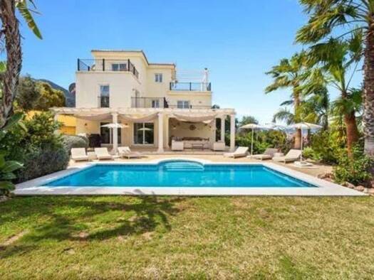 Chalet zum Kauf 1.500.000 € 4 Zimmer 280 m² Urbanizacion Buenavista, 28 Alhaurín el Grande 29120