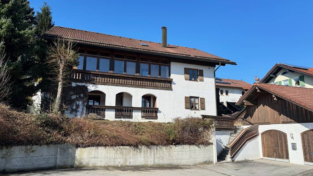 Haus zum Kauf 659.000 € 7 Zimmer 260 m² 875 m² Grundstück Mietraching Deggendorf 94469