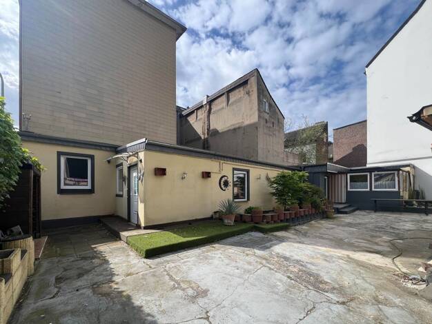 Einfamilienhaus zum Kauf 219.000 € 3 Zimmer 89 m² 332 m² Grundstück Kempener Feld/Baakeshof Krefeld 47803