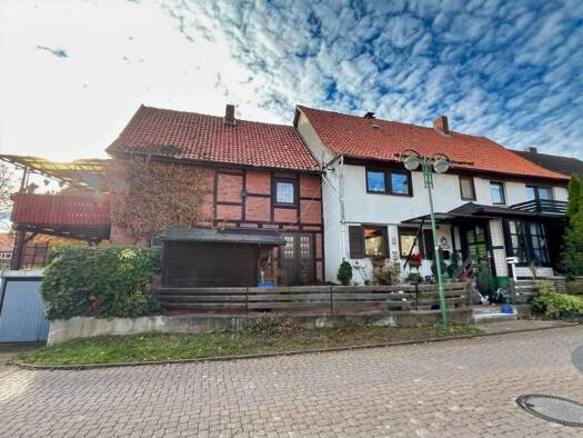 Doppelhaushälfte zum Kauf 75.000 € 6 Zimmer 195 m² 272 m² Grundstück Sibbesse 31079