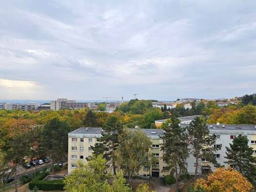 Wohnung zur Miete 834 € 2 Zimmer 58,2 m² 7. Geschoss frei ab 16.10.2026 Karl-Marx-Straße 8 Dotzheim Wiesbaden 65199