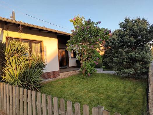 Einfamilienhaus zum Kauf 460.000 € 8 Zimmer 224 m² 689 m² Grundstück frei ab sofort Matthäusstraße 30 Niederkassel Niederkassel 53859