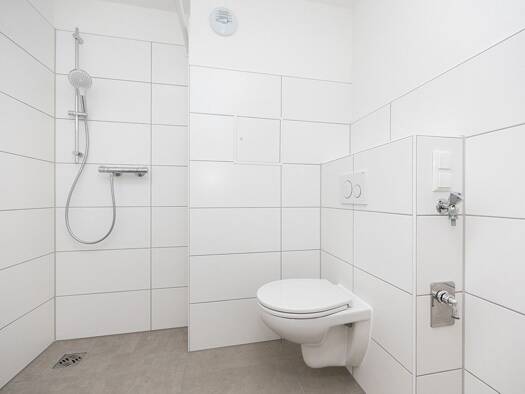 Wohnung zur Miete 297 € 1 Zimmer 32,8 m² EG Zielona-Gora-Straße 20 Sachsendorf Cottbus 03050