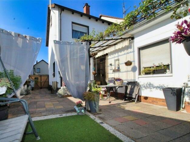 Einfamilienhaus zum Kauf 387.000 € 4 Zimmer 123 m² 161 m² Grundstück Friesenheim/Nord Ludwigshafen 67063