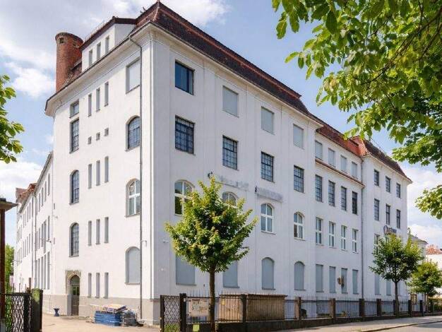 Lagerhalle zur Miete provisionsfrei 2.000 m² Lagerfläche teilbar ab 320 m² Leuben Dresden 01257