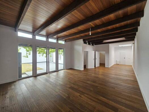 Einfamilienhaus zum Kauf provisionsfrei 849.000 € 4 Zimmer 155 m² 304 m² Grundstück Gustav-Mahler-Straße 3 Urdenbach Düsseldorf 40593