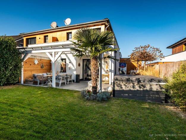 Doppelhaushälfte zum Kauf 535.000 € 4 Zimmer 130 m² 246 m² Grundstück Schöneshof Neunkirchen-Seelscheid 53819