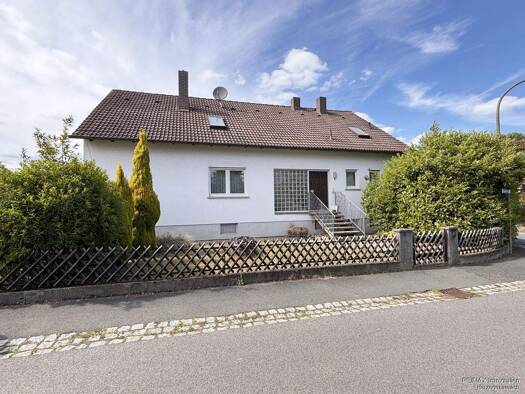 Einfamilienhaus zum Kauf 379.000 € 7 Zimmer 180 m² 950 m² Grundstück Sassanfahrt Hirschaid / Sassanfahrt 96114