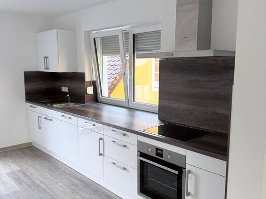 Wohnung zur Miete 1.050 € 4 Zimmer 109 m² frei ab sofort Feuchtwangen 91555
