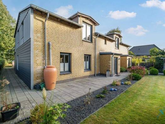 Mehrfamilienhaus zum Kauf 479.000 € 9 Zimmer 177,2 m² 735 m² Grundstück Engelsby Flensburg 24943