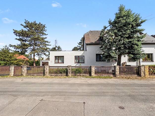 Doppelhaushälfte zum Kauf 275.000 € 4 Zimmer 114 m² 740 m² Grundstück Grünau-Siedlung West 04207