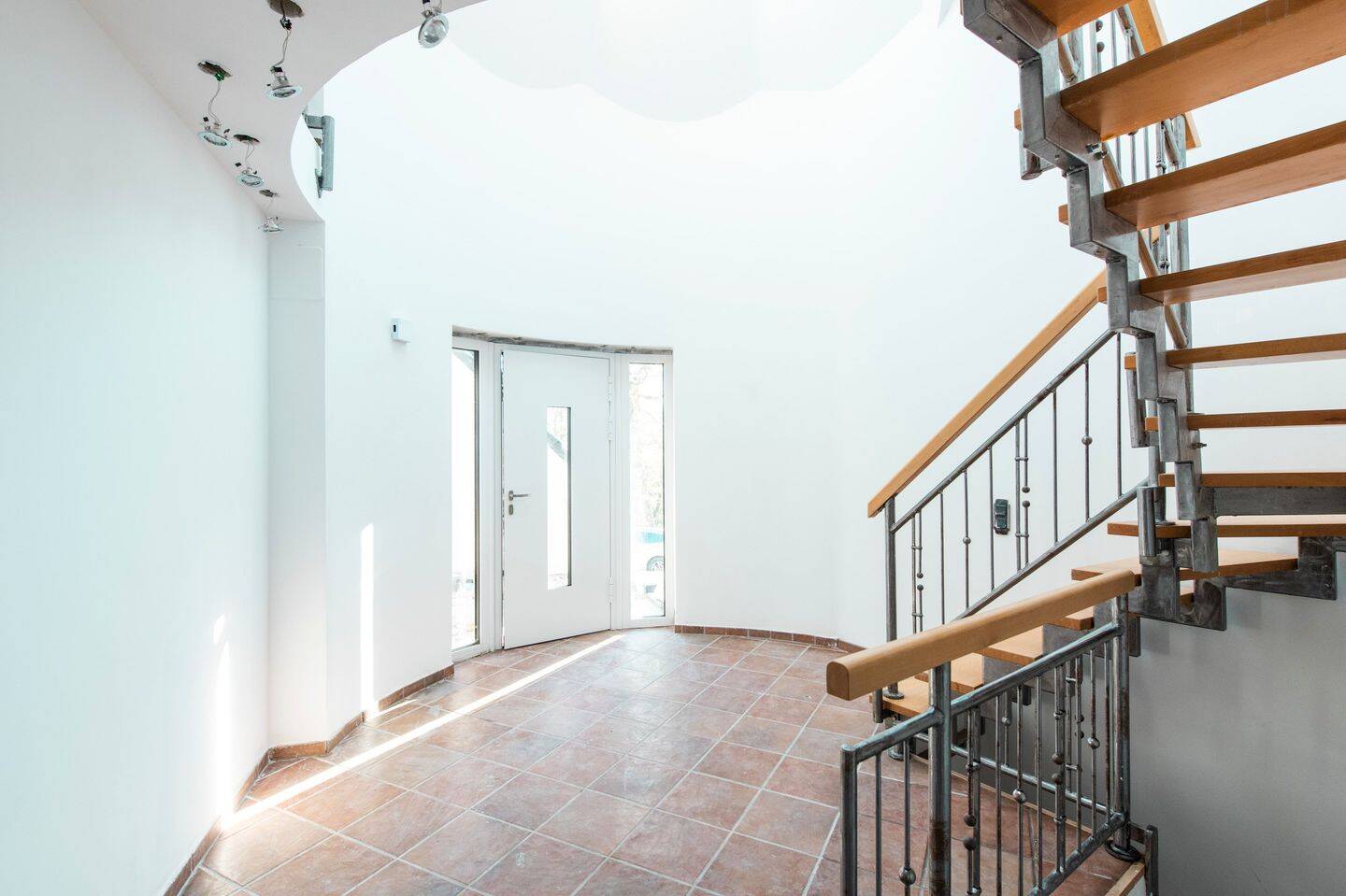 Property thumbnail 6