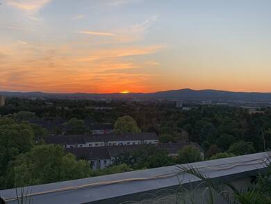 Penthouse zur Miete 2.800 € 3 Zimmer 113 m² Dachgeschoss, 11. Geschoss Eckenheim Frankfurt am Main 60435