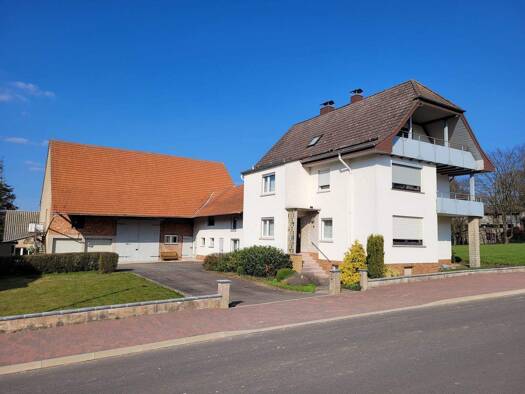 Einfamilienhaus zum Kauf provisionsfrei 295.000 € 10 Zimmer 240 m² 8.206 m² Grundstück Ausbach Hohenroda 36284