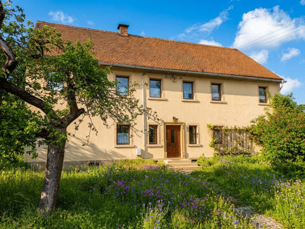 Bauernhaus zum Kauf 235.000 € 9 Zimmer 225 m² 2.913 m² Grundstück frei ab sofort Olbersdorf 02785