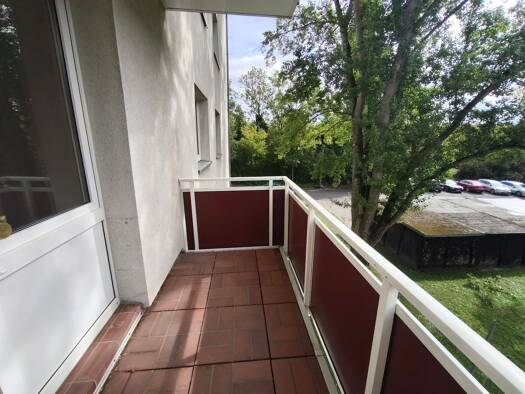 Wohnung zur Miete 367 € 3 Zimmer 58,2 m² 1. Geschoss Arthur-Scheibner-Straße 17 Merseburg 06217