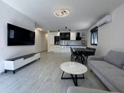 Wohnung zur Miete 900 € 2 Zimmer 70 m² Kaštelanec