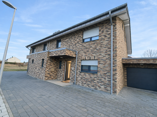 Doppelhaushälfte zum Kauf 628.000 € 4 Zimmer 210 m² 270 m² Grundstück Echternacher Straße 16 Wörthsiedlung Düren 52351