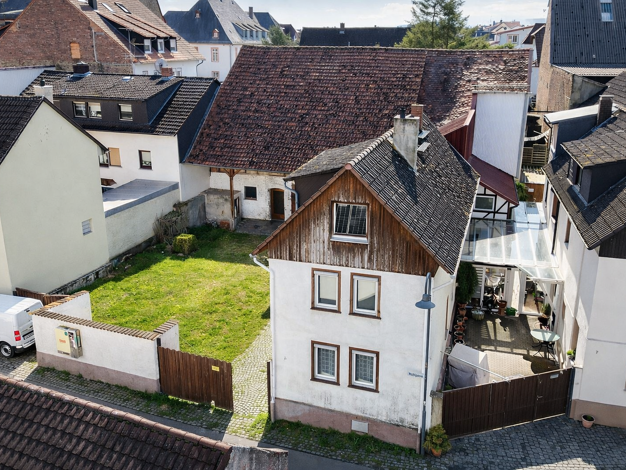 Mehrfamilienhaus zum Kauf 280.000 € 6 Zimmer 123,7 m² 580 m² Grundstück Nieder-Weisel butzbach 35510