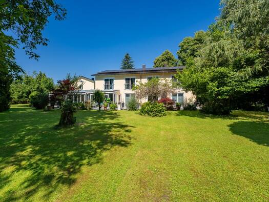 Einfamilienhaus zum Kauf 2.980.000 € 9 Zimmer 425 m² 2.567 m² Grundstück Kolbermoor Kolbermoor 83059
