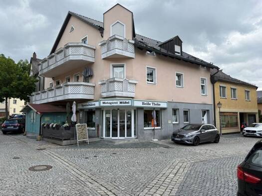 Mehrfamilienhaus zum Kauf provisionsfrei 570.000 € 15 Zimmer 931 m² 652 m² Grundstück Arzberg 95659
