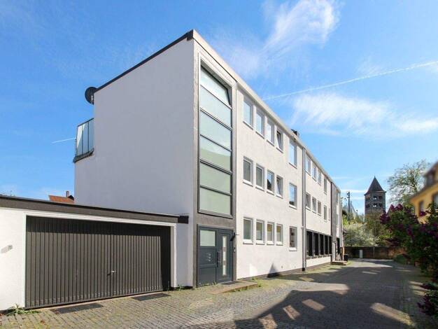 Mehrfamilienhaus zum Kauf 1.160.000 € 17 Zimmer 440 m² 579 m² Grundstück Bad Hersfeld 36251