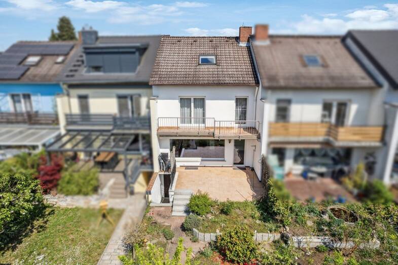 Reihenmittelhaus zum Kauf 519.000 € 6 Zimmer 98 m² 251 m² Grundstück Sprendlingen Dreieich 63303